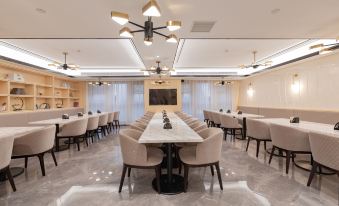 Atour Hotel (Suzhou Wujiang Wuyue Plaza)