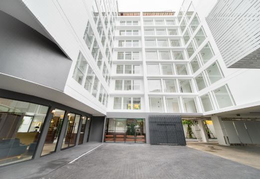 호텔 앰버 수쿰윗 85 옥상 수영장