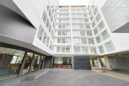 Hotel Amber Sukhumvit 85