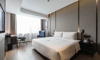 Atour Hotel Suzhou Industrial Park Dongshahu