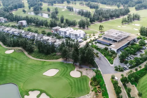 Montgomerie Links Hotel & Villas