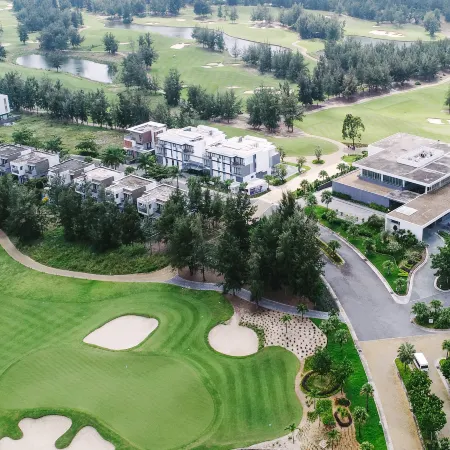 Montgomerie Links Hotel & Villas Отели рядом с достопримечательностью «Пляж Нонуок»