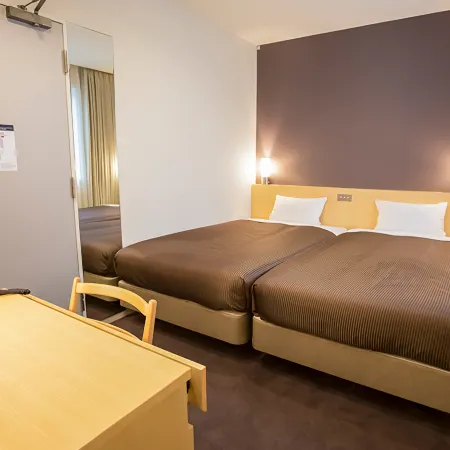 Hotel Asia Center of Japan Отели рядом с достопримечательностью «Джаз-клуб Blue Note Tokyo»
