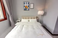 Jiangyou Xinruijia Hotel