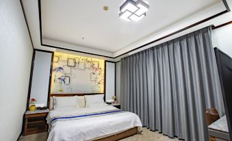 Huashan Business Hotel