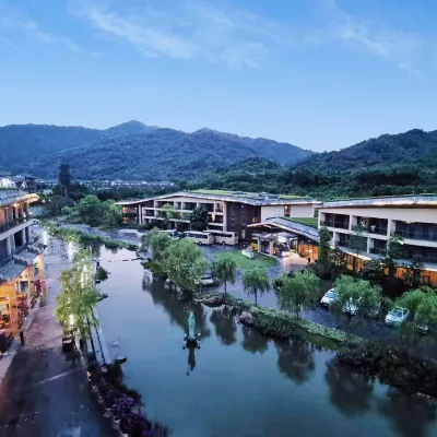 花間観山月（峨眉山景区） 沙湾南駅周辺のホテル