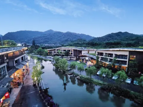 Huajian Guanshanyue Hotel