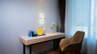 Chenyi Yijing Hotel (Yulin Railway Station Wenhua Road Branch) - balcony