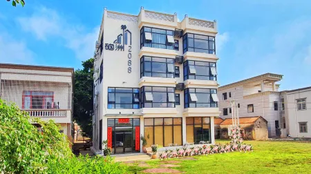 NAOZHOU2088 HOMESTAY Отели рядом с достопримечательностью «Longhaitian Island»