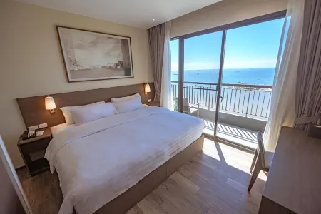 Oakwood Hotel & Residence Sri Racha