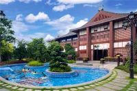 Evergrande Hotel Enping - Pool