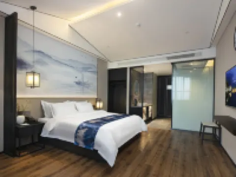 Moshang Light Luxury Hotel (Lankao South Station) Hotels in Lankao
