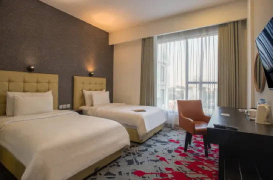 Liberty Hotel Thamrin Jakarta Отели рядом с достопримечательностью «JKT 48 Theater»