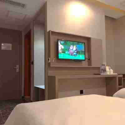 鋭思特酒店（渠縣衢江二橋店） Rooms