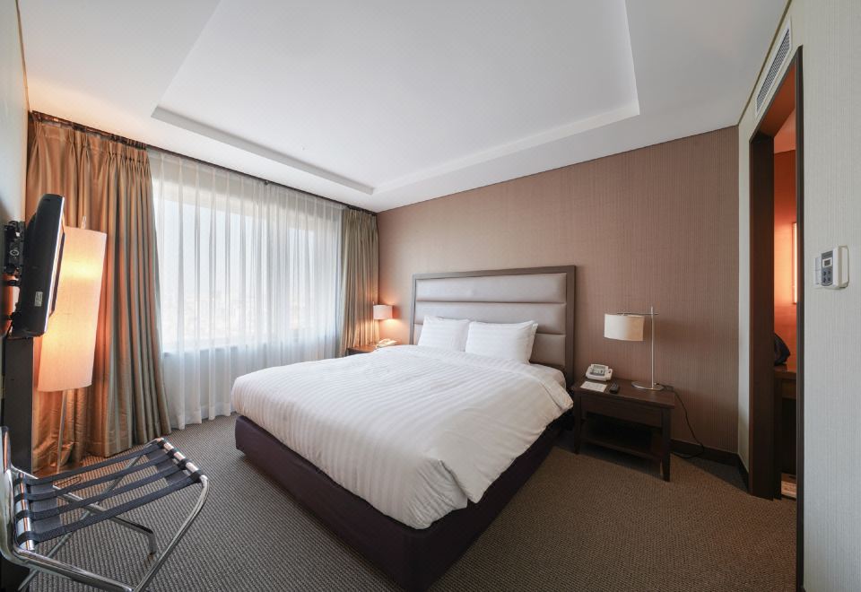 베스트 웨스턴 프리미어 강남 남산타워 뷰