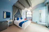 Indigo Sea Hostel