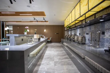 GreenTree Eastern Hotel (Tangshan Railway Station) Отели рядом с достопримечательностью «Tangshan Vocational and Technical College»