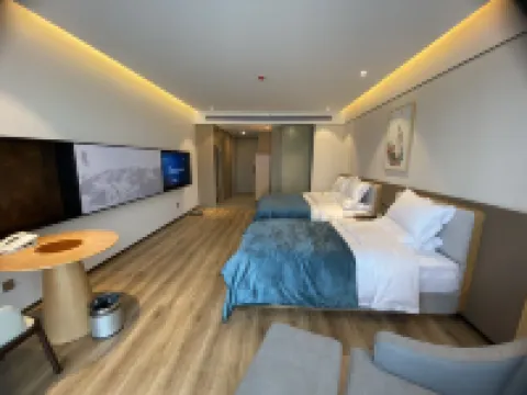 Public Air Travel·Danxia Pearl Hotel (Zhangye Colorful Danxia Scenic Area) Hoteles en Condado de Linze