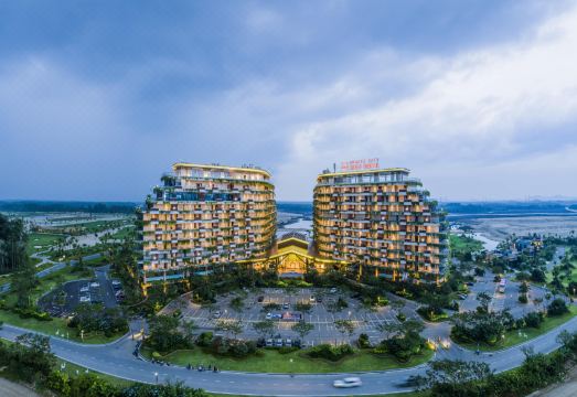 2. 포레스트 시티 ..