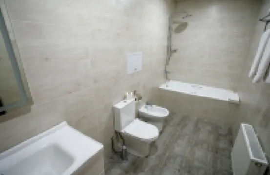 Navruz Hotel Tashkent Hoteles cerca de Uzexpocentre