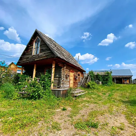 Riverside Wooden Guesthouse