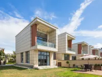 Qushu Holiday Villa (Zhuhai Haiquan Bay) Hotels near Ocean Spring Resort