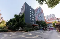 Jijia Impression Hotel (Huangshigang Wanda Plaza) Các khách sạn gần Hubei Normal University