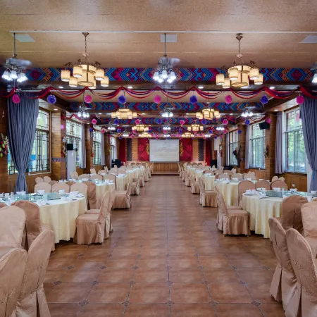 Ruyuan Meet Guoshanyao Hotel