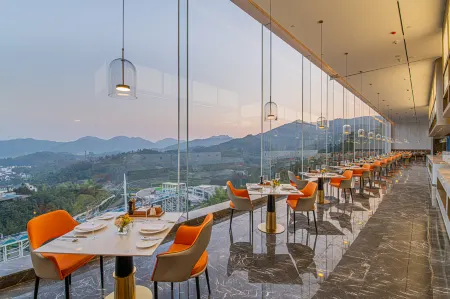 La Villa by La Montagne