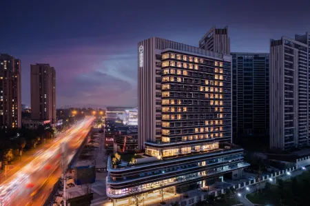 Minimax Hotel (Chengdu Longquanyi Shimao Plaza) Отели рядом с достопримечательностью «Sichuan Normal University (East Campus)»