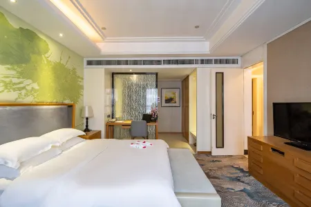 Hangzhou YinLonghui Leisure Theme Hotel (Xiaoshan Tonghui Middle Road Subway Station)