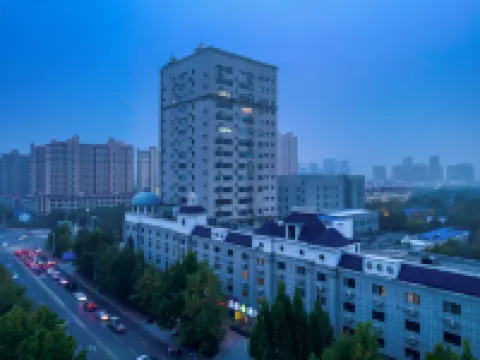 雲枕ホテル（山東省航空学園） 浜州のホテル