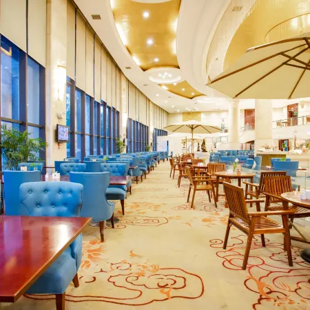 Anyang Huaqiang Nuohuating Hotel (Cultural and Sports Center Stadium)