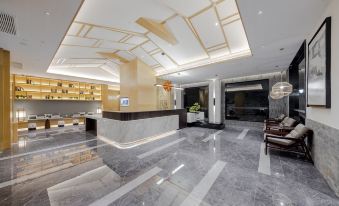 Jianguo HIDDEN Hotel (Nanjing Sun Yat-sen's Mausoleum Area Wutong Avenue)