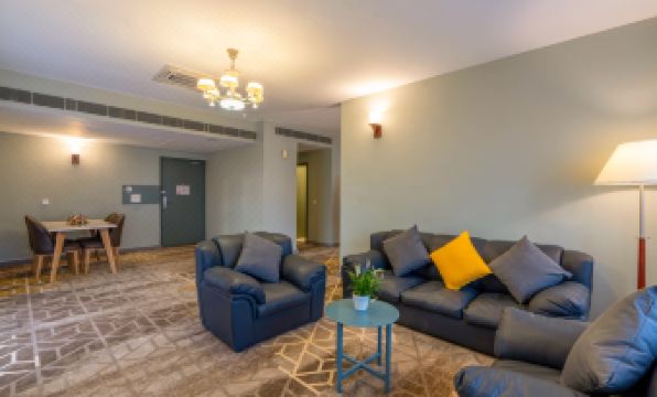 Manhattan Business Hotel