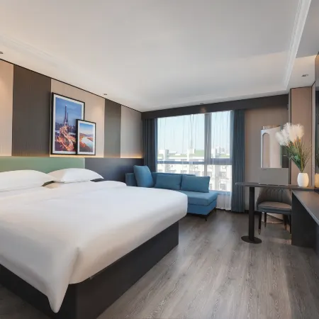 Yinguang Lijing Hotel (Municipal Government Central Mall)