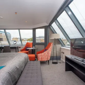 Ten Hill Place Hotel, WorldHotels Distinctive Отели рядом с достопримечательностью «Эдинбург Олд Таун»