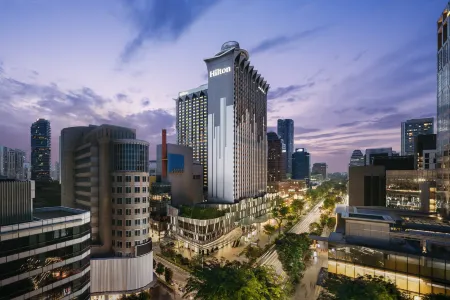Hilton Singapore Orchard Отели рядом с достопримечательностью «Block 18 HDB Dover Crescent»