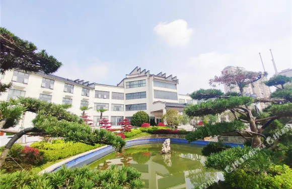 淮濱淮河飯店（東湖店）