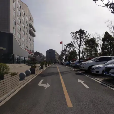 Hi-tech Park Hotel