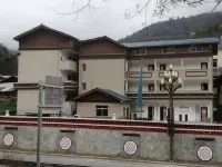 Muyi Home Chinese Inn Hotels near Jiafan Ancient City