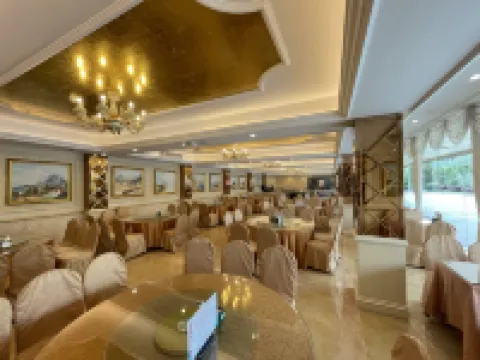 維也納酒店(韶關仁化丹霞山景區店) 仁化酒店