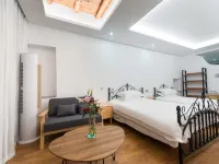 Fishing Village Small Talk Hotels near Wu'ao Village