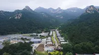 Yunshan Shengjing Boutique RV Homestay (Qingyansi Branch) 베이전 호텔