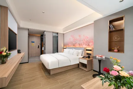 Youlaiya Intelligence Hotel (Donglan Guoqing Middle School) Отели в г. Дунлань