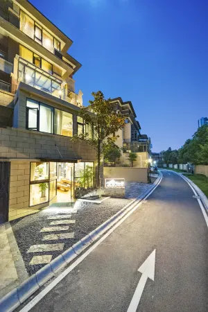 Shexia Xiaozhu Homestay (Zunyi Poly Future City Branch) Отели рядом с достопримечательностью «Zunyi Ocean World»