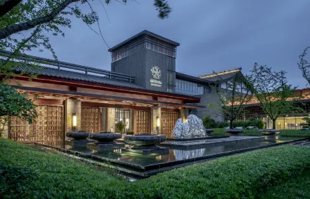 Angsana Xi'an Lintong Отели рядом с достопримечательностью «Lishan Cableway Station»