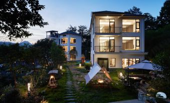 Cenye Zhenxi Vacation Retreat (Yanzhou Ancient City, Jiande)