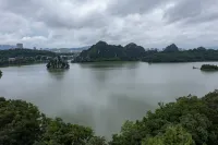Zhaoqing Qixingyan Xinghuyifang  Atour Hotel - Romantic