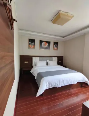 Zhongyi Hotel